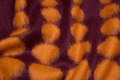 Filtet uld i bordeaux med 2-5 cm orange bomber