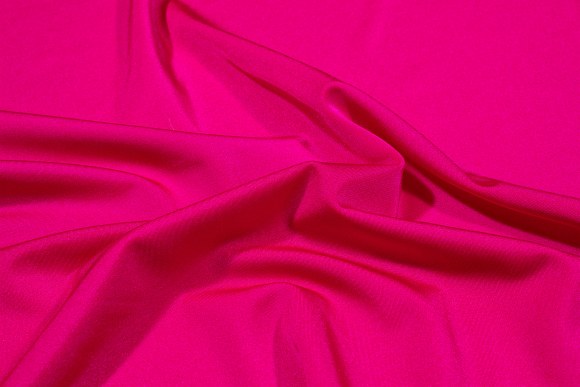 Pink stretchlycra til dansetøj, toppe og leggings.