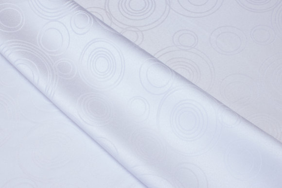 Hvid polyester-jacquard til duge m.m.