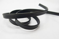 Imiteret læder tittebånd sort el hvid