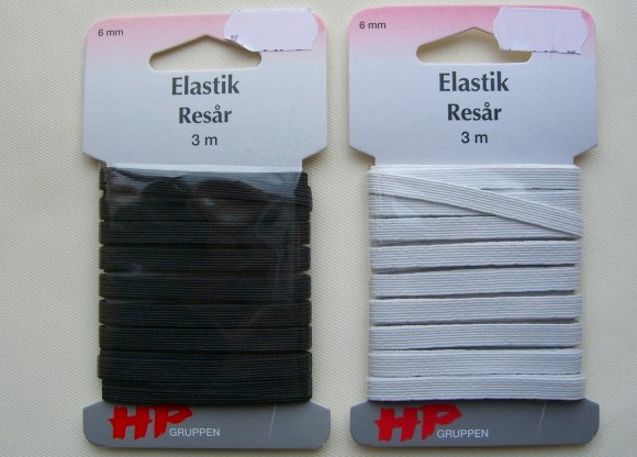Sort og hvid elastikbånd i klassisk kvalitet, 6 mm bred, 3 m lang