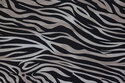 Softshell i sort-grå zebramønster