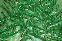 Grøn paillet-stof, i flot let kvalitet
