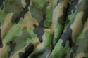 Superblød microfleece i græsgrønne camouflagefarver